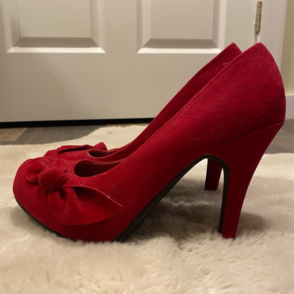 NWOB JustFab Magda Red Soft Stiletto Round Toe Heel with Side Bow size 9 - Picture 9 of 10